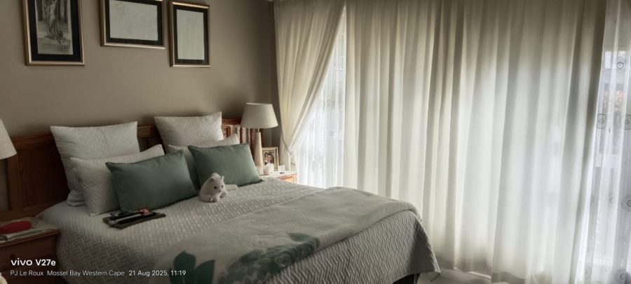 3 Bedroom Property for Sale in Hartenbos Central Western Cape